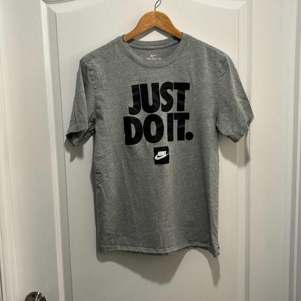 Just do it! T shirt by Nike. Size Small.